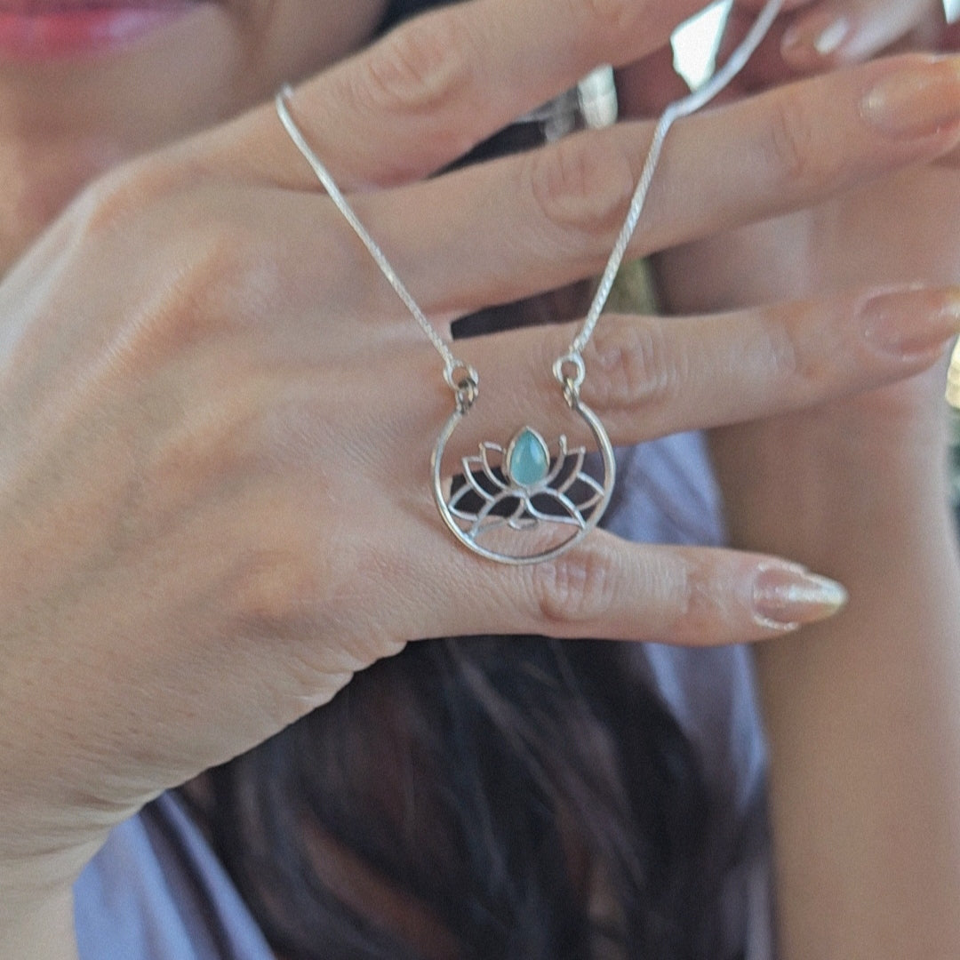 Caja "Soy la Creadora de mi propia Realidad" Paz Interior.