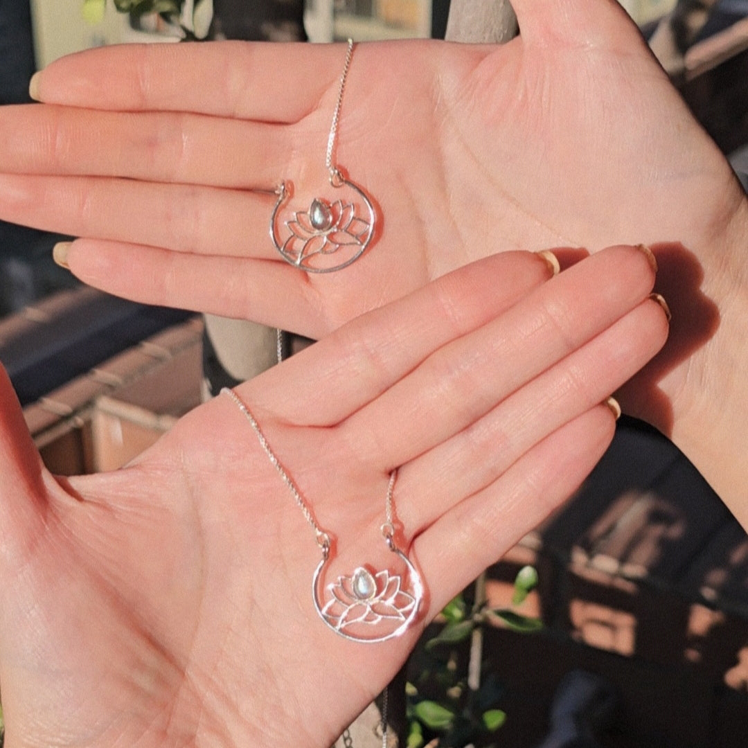 Caja "Soy la Creadora de mi propia Realidad" Paz Interior.