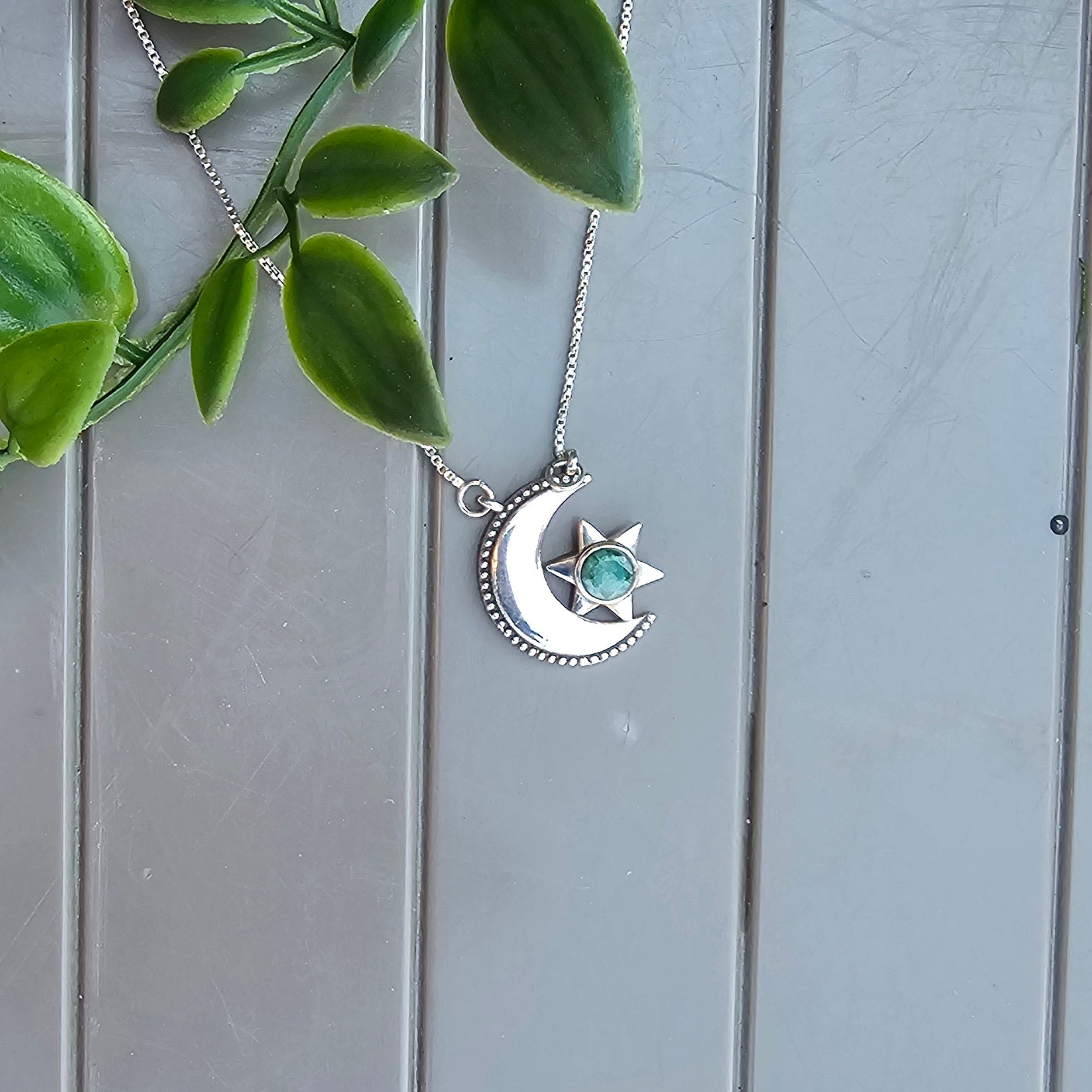 Collar Luna Estrellada
